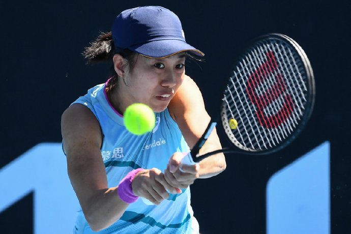 巴萨主场4比2力克马竞,苏亚雷斯对阵旧主传射,阿尔巴、加维、阿劳霍和阿尔维斯先后进球,阿尔维斯被红牌罚下。.