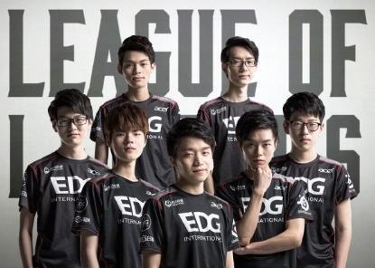 少年参与到 少年参与到