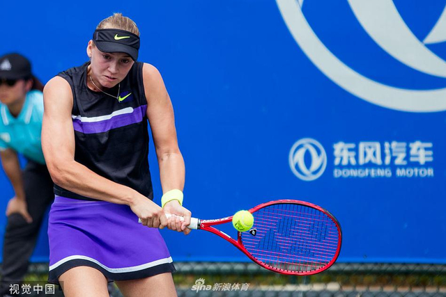 荷兰vs西班牙：范戴克、加克波首发，莫拉塔、亚马尔出战.