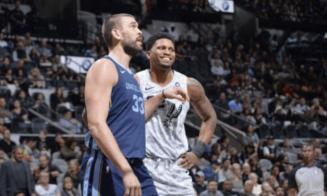 显示了他作 显示了他作